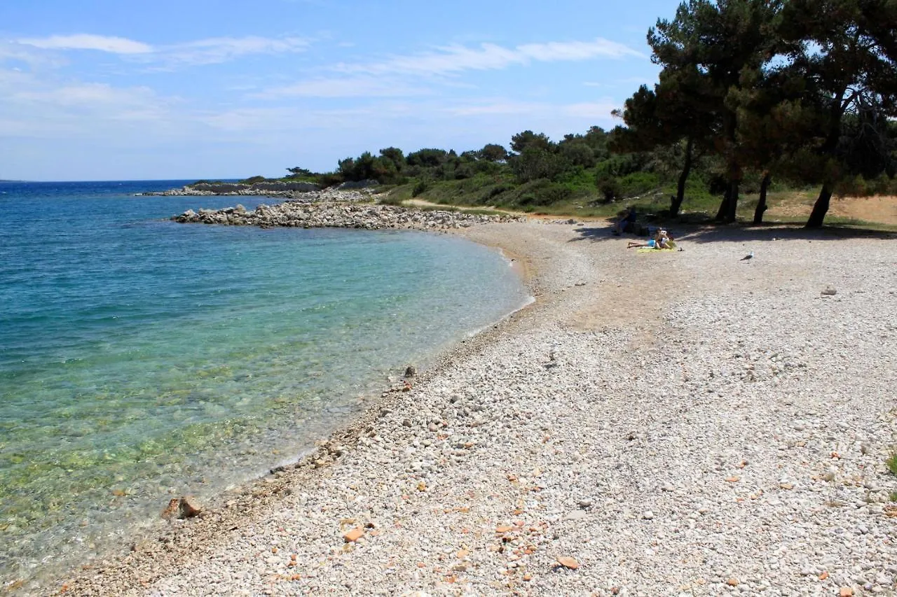Apartments And Rooms With Parking Space Nerezine, Losinj - 2506 Nerezine