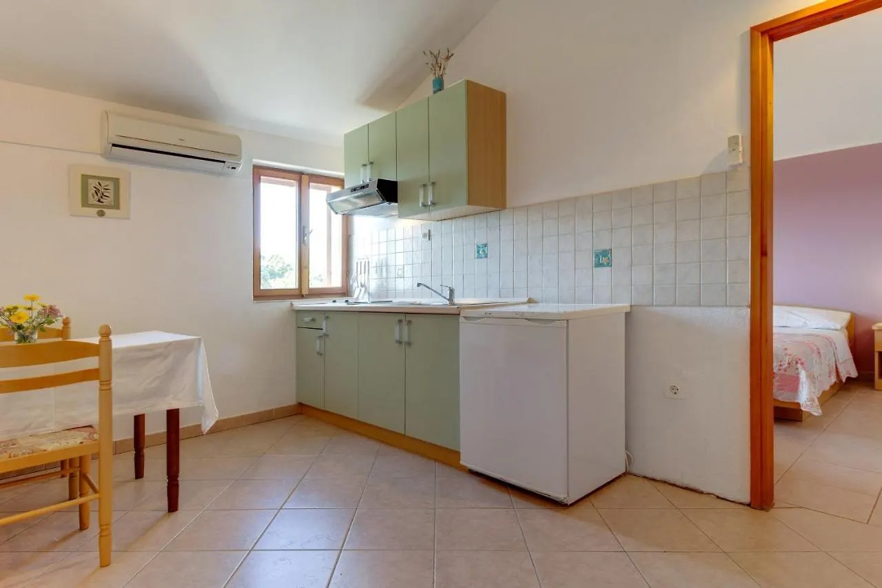 Guest house Apartments And Rooms With Parking Space Nerezine, Losinj - 2506